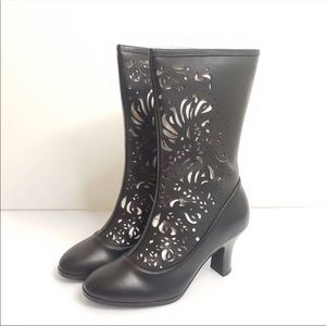 1 HR PRICE New cut out steampunk boots size 7 W